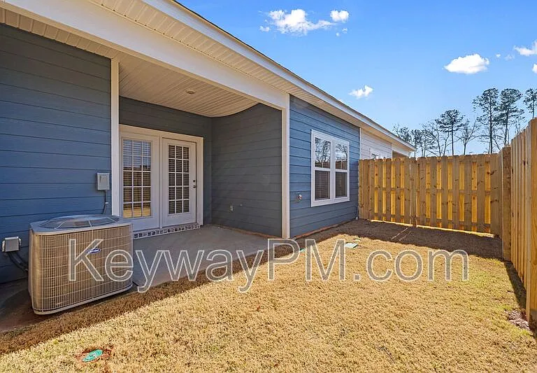 2103 Denmark Ave SE — Photo 26