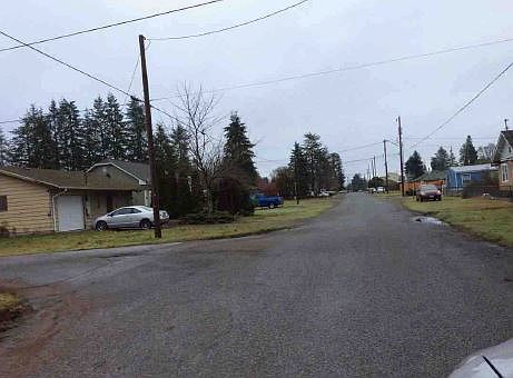 2nd image of 1604 W Martin St