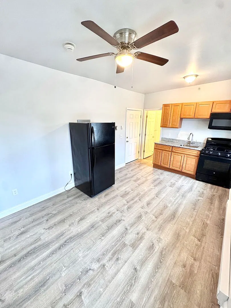 103 E Main Street Walnutport PA 18088 — Photo 3