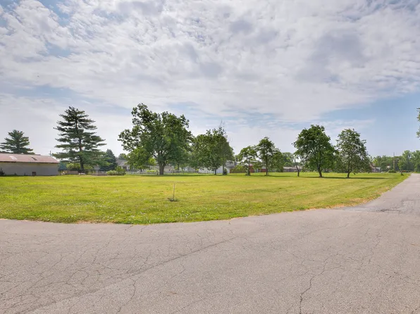 1301-1 N 8th St, Elwood, IN 46036