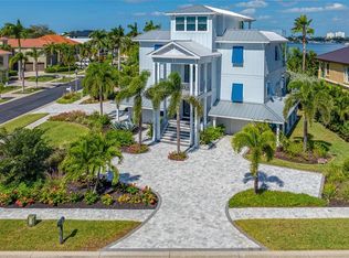 2813 Kipps Colony Dr, Saint Petersburg, FL 33707