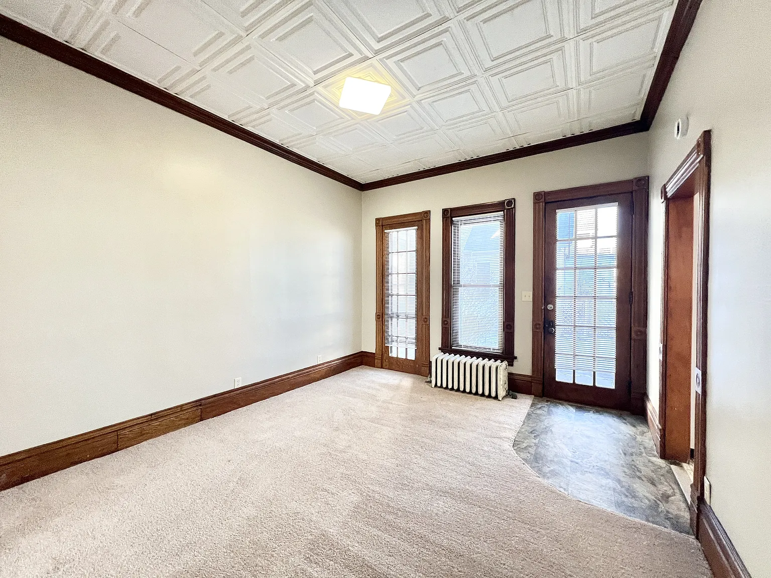747 Parker Ave - 749 — Photo 2