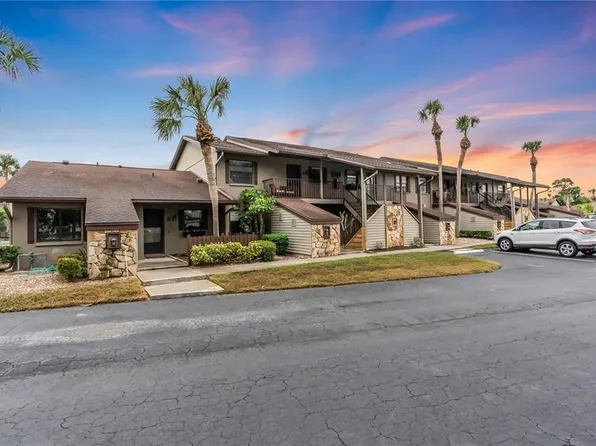 927 Capri Isles Blvd APT 7, Venice, FL 34292