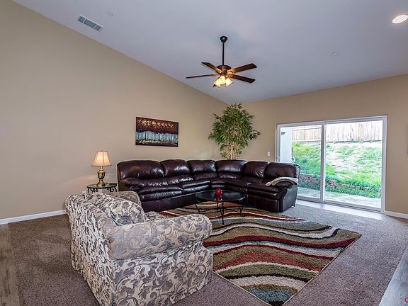 4th image of 3540 Lakeside Village Dr