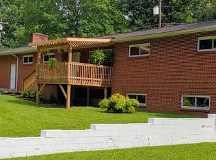 141 Mountain View Rd, Harriman, TN 37748