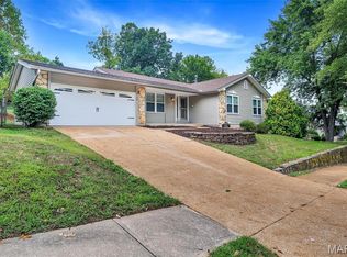 4706 McIlroy Dr, Saint Louis, MO 63128