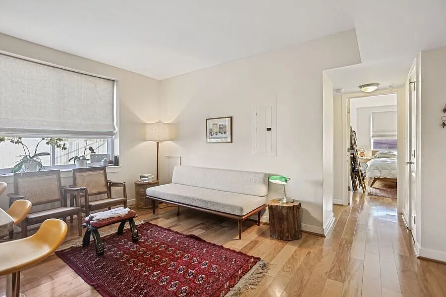 Bright 2-Bedroom Condo in Hill East - Parking and Storage Included + 1 Month Free! — Photo 3