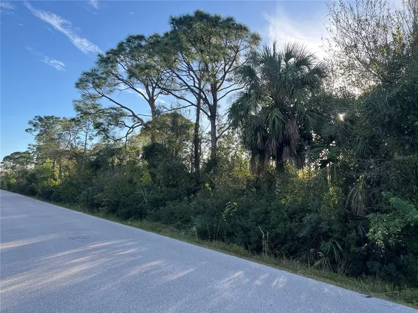 11197/11205 Pinetrail Rd Lot 681, Punta Gorda, FL 33955