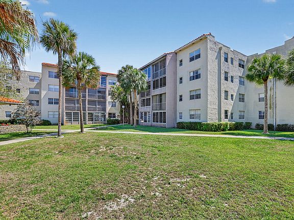 2nd image of 1830 SW 81st Avenue #4107