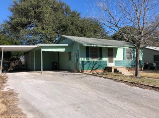1412 Owens St, San Marcos, TX 78666