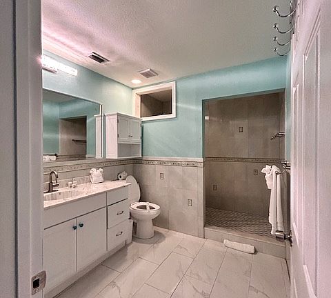 Master Bathroom 1