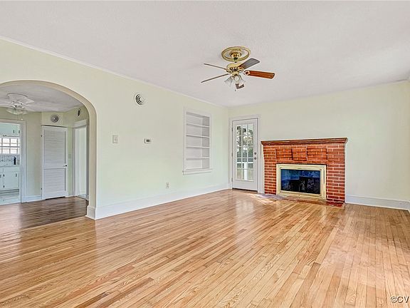 4th image of 19 N Daisy Ave