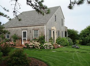 3 Starbuck Rd, Nantucket, MA 02554