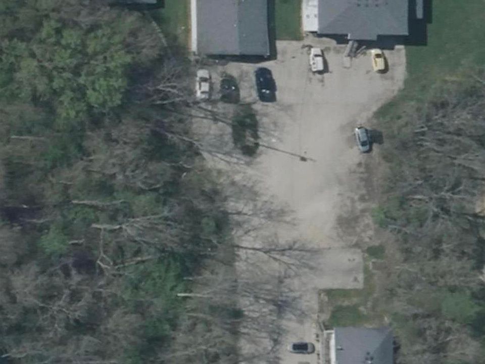 1st image of 310 W Miner St