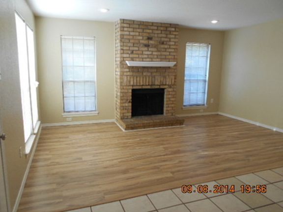 4th image of 3130 Tudor Ln