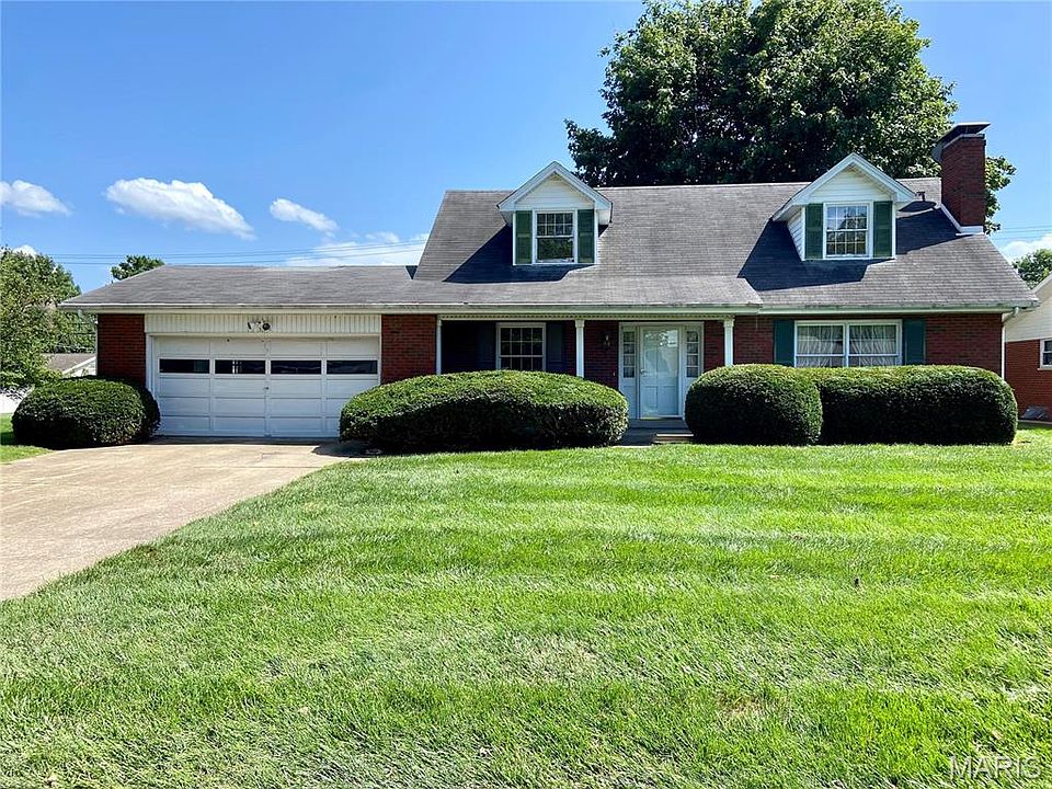 1st image of 308 E Field Dr