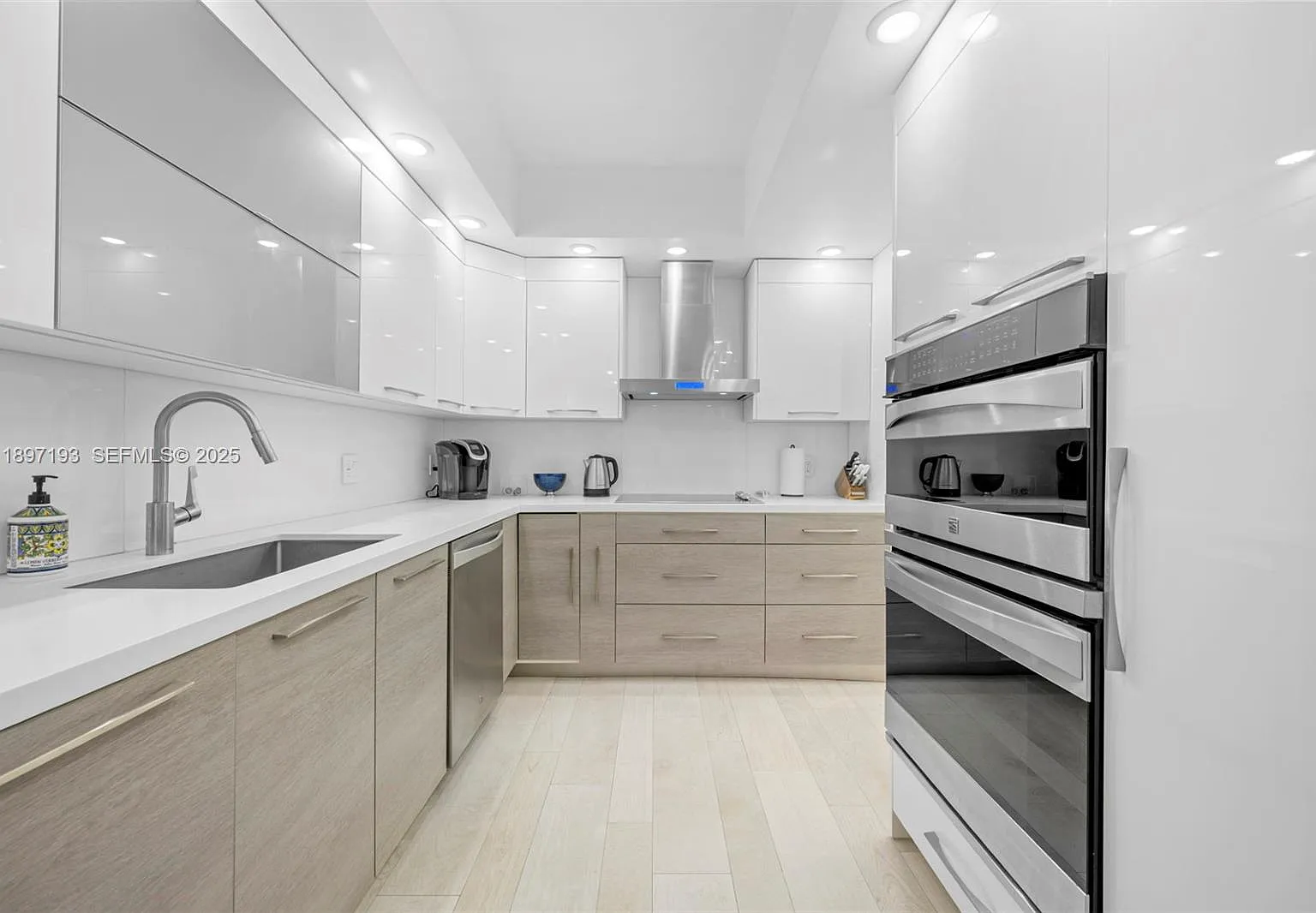 3 bed, 1615 sqft, $7,000 — Photo 4
