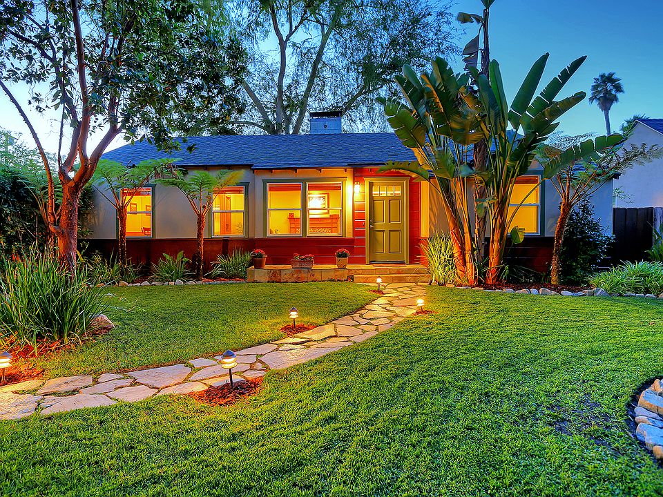 Contemporary Craftsman