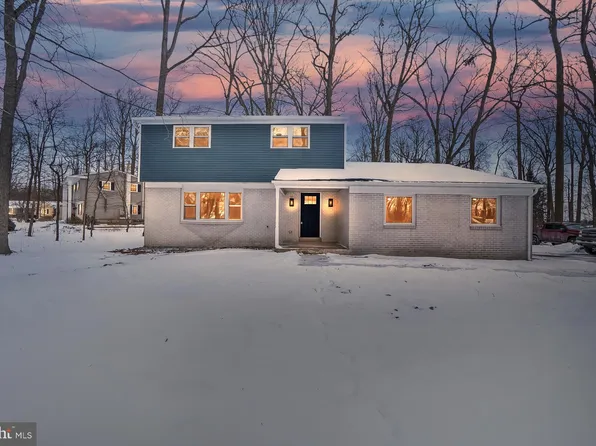 2505 Tirjan Ave, Quakertown, PA 18951