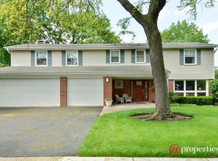 3814 Knight St, Glenview, IL 60025