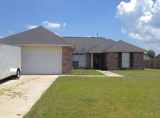 5200 Faulkner Dr, Darrow, LA 70725