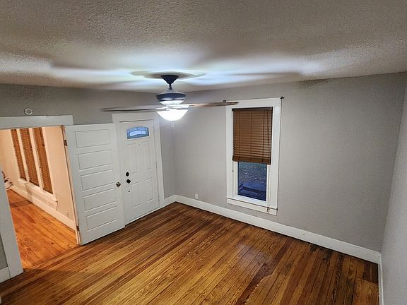 4th image of 1311 Cornelia St