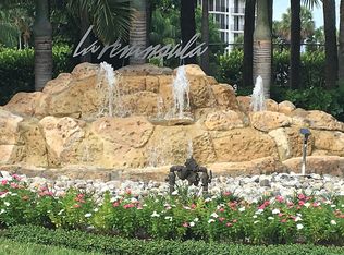 421 La Peninsula Blvd, Naples, FL 34113