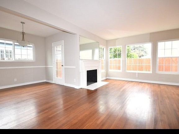 2nd image of 15031 Hartland St