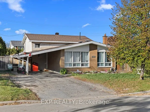 2670 Stone Cres, Ottawa, ON K2H 6Z1
