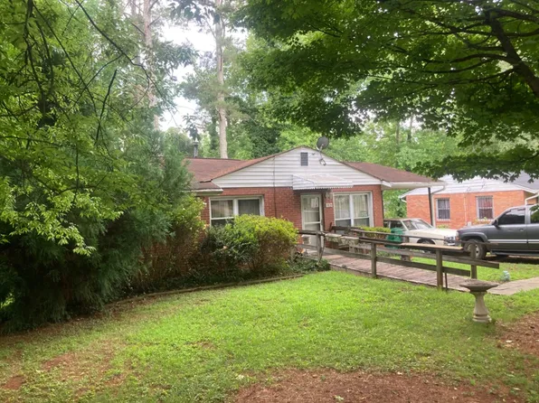 3419 Longleaf Dr, Decatur, GA 30032