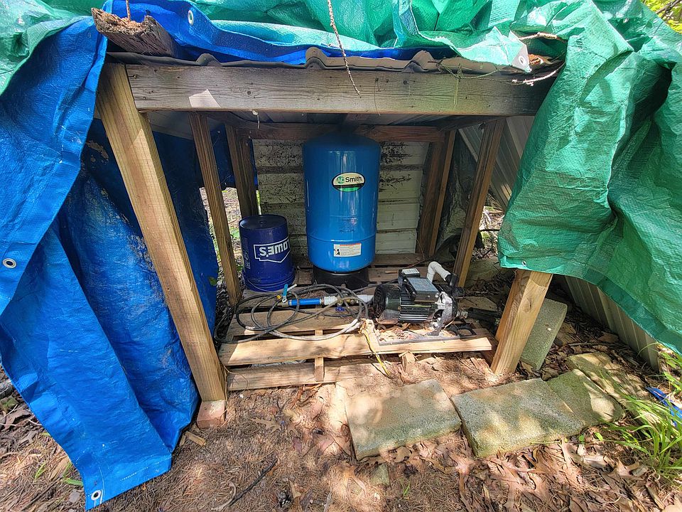 2nd image of 426 Woodall Mountain Rd
