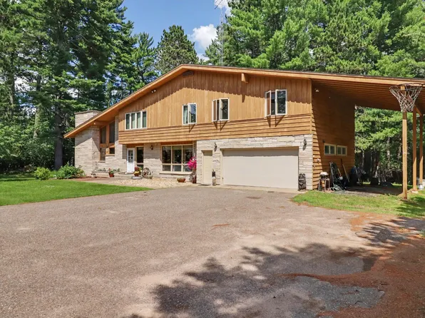 837 N Railroad St, Eagle River, WI 54521