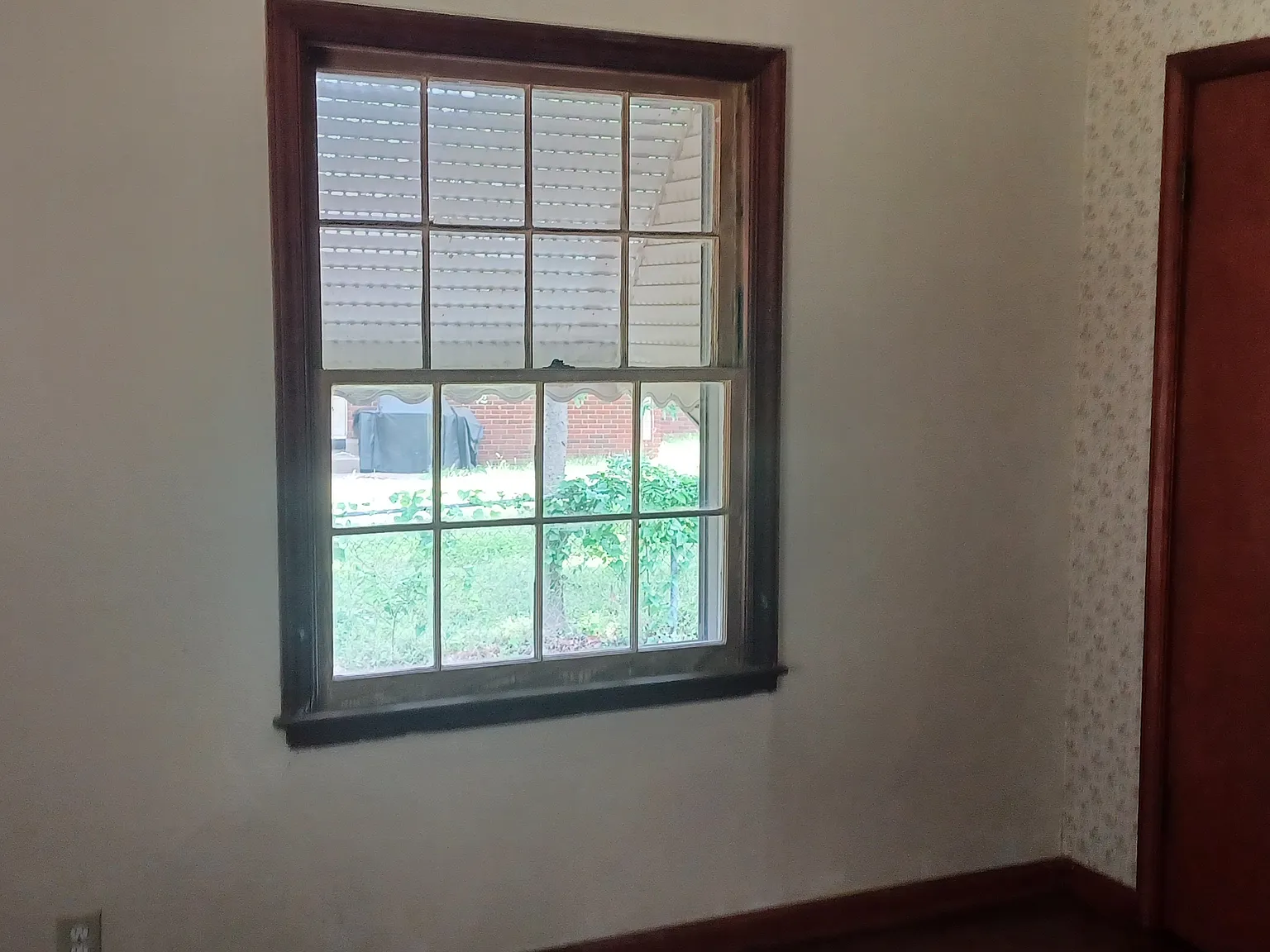583 S Joplin Ave — Photo 4