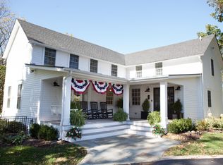 511 Oak Knoll Rd, Barrington Hills, IL 60010