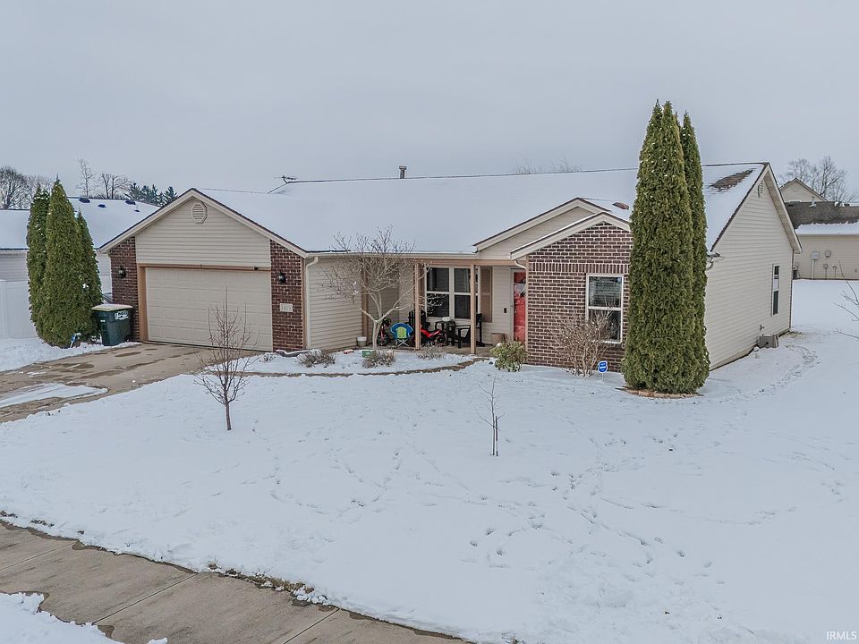 1st image of 1419 Apex Dr