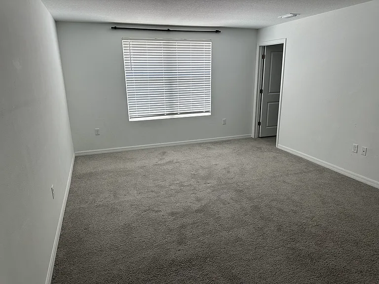 7715 Rosewood Garden Loop — Photo 10