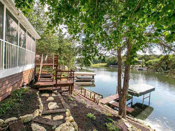 On Lake Delhi 52057 Real Estate 1 Homes For Sale Zillow
