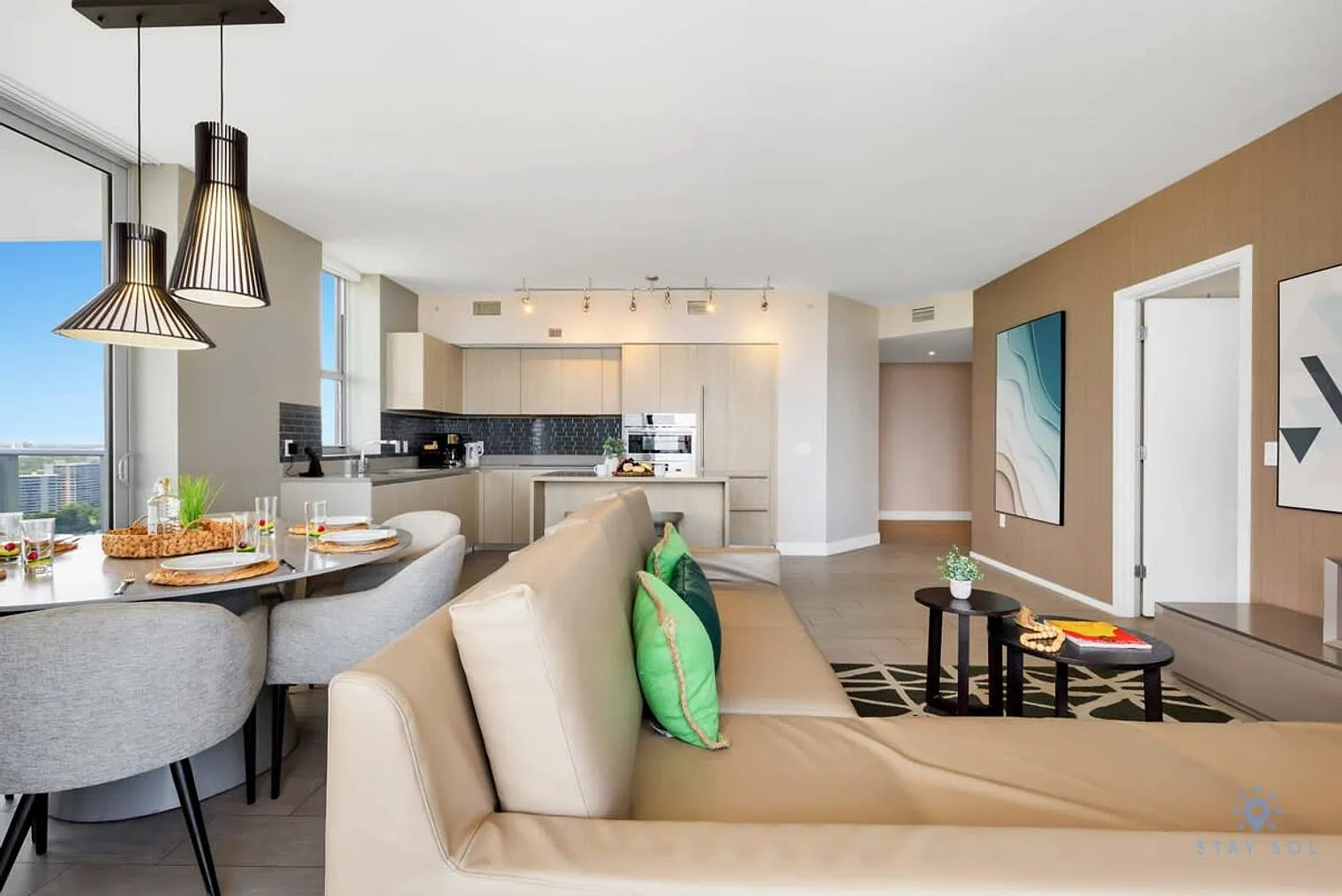 3 bed, 2.0 bath, 1485 sqft, $8,173 — Photo 1