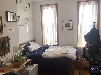 Rented by Bond New York