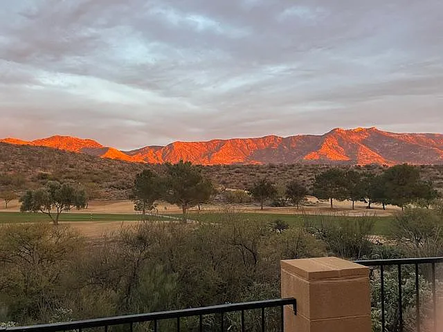 Saddlebrooke residents say "When the mountains turn pink, it's time to drink!"