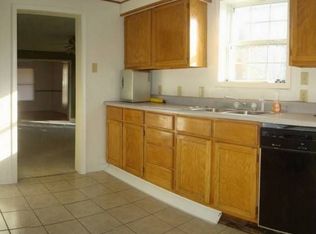 1716 S Warren Ave, Sedalia, MO 65301