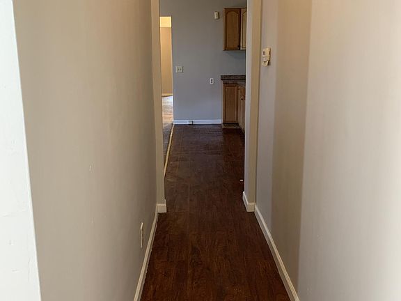 5th image of 3920 California Ave Unit B