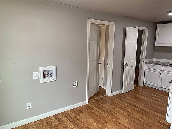 5th image of 319 W Grover C Washington Ave