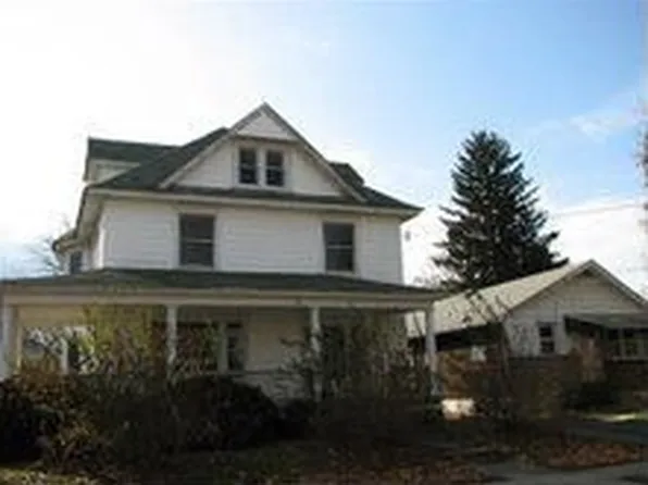 214 Chestnut Pkwy, Wallingford, PA 19086
