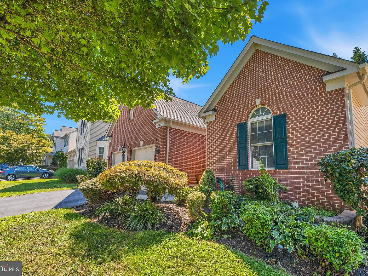 4 bed, 2679 sqft, $3,500 — Photo 3