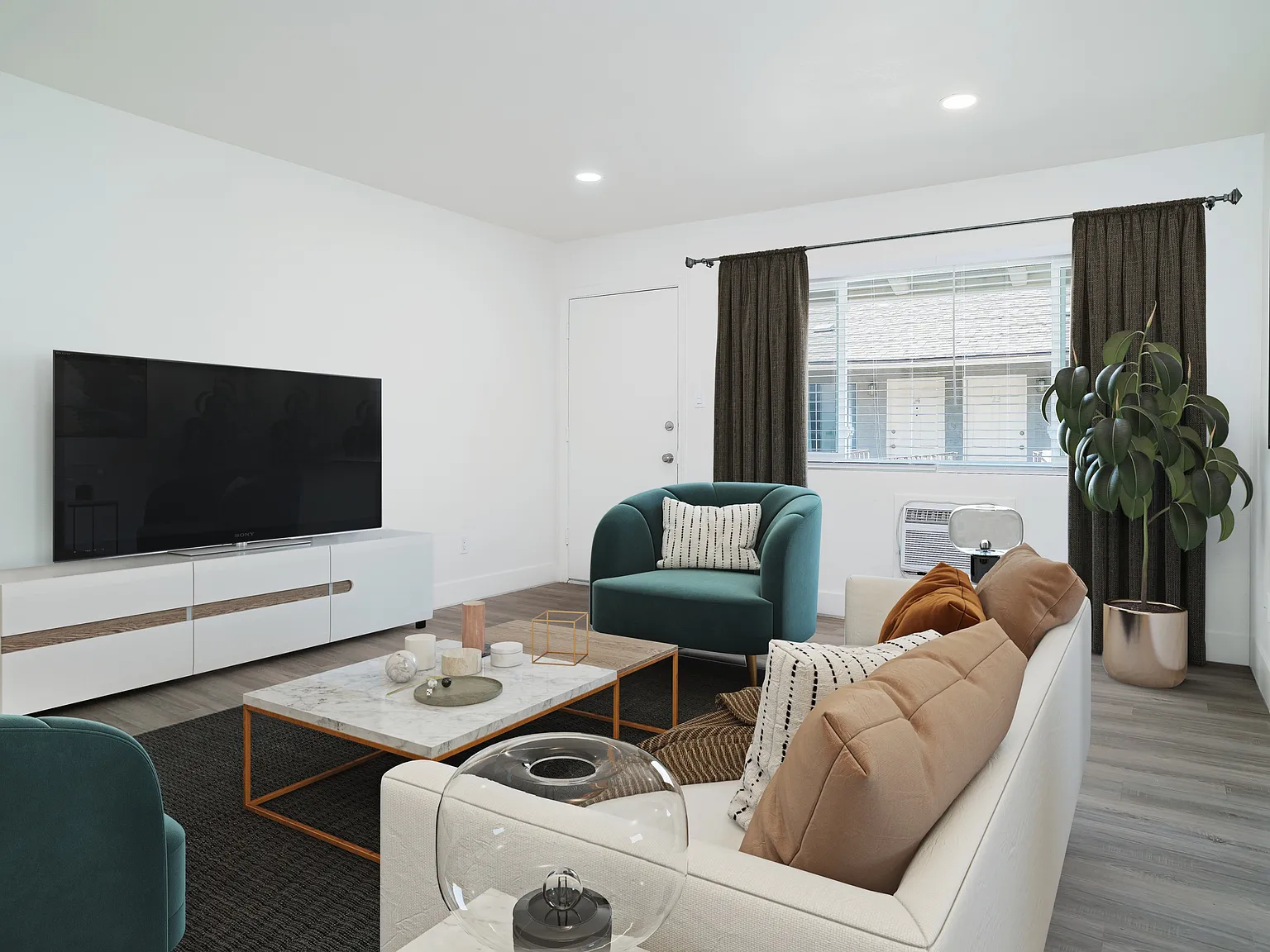 Winnetka Gardens Apartments — Photo 2