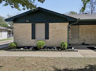 7726 Jennifer Ln, North Richland Hills, TX 76182