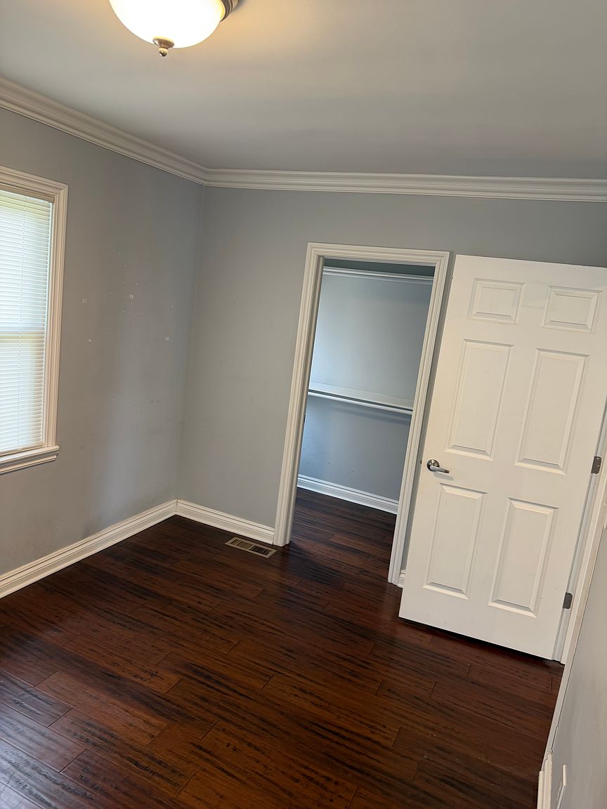 290 Shamrock Hl, photo 4