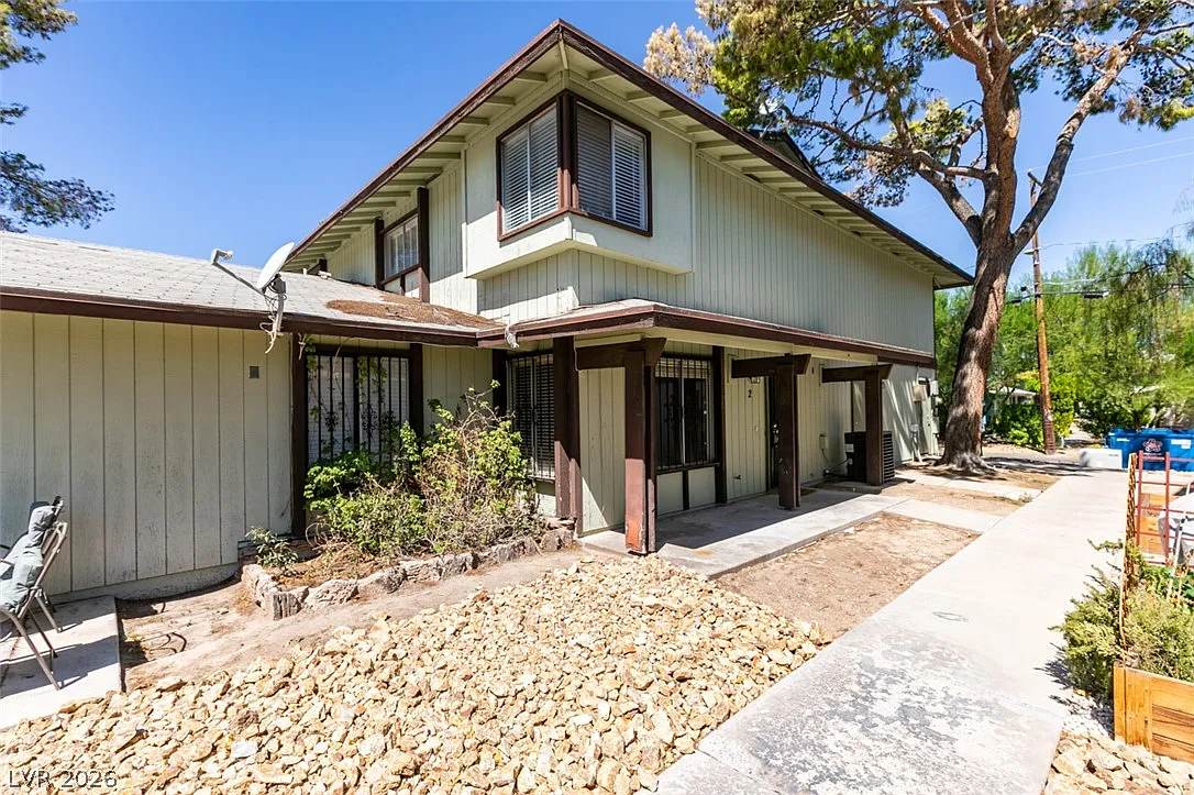 2 bed, 1.5 bath, 1152 sqft, $1,450 — Photo 3