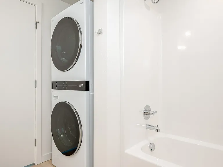 One Twenty Up | Mt Hood Washer and Dryer